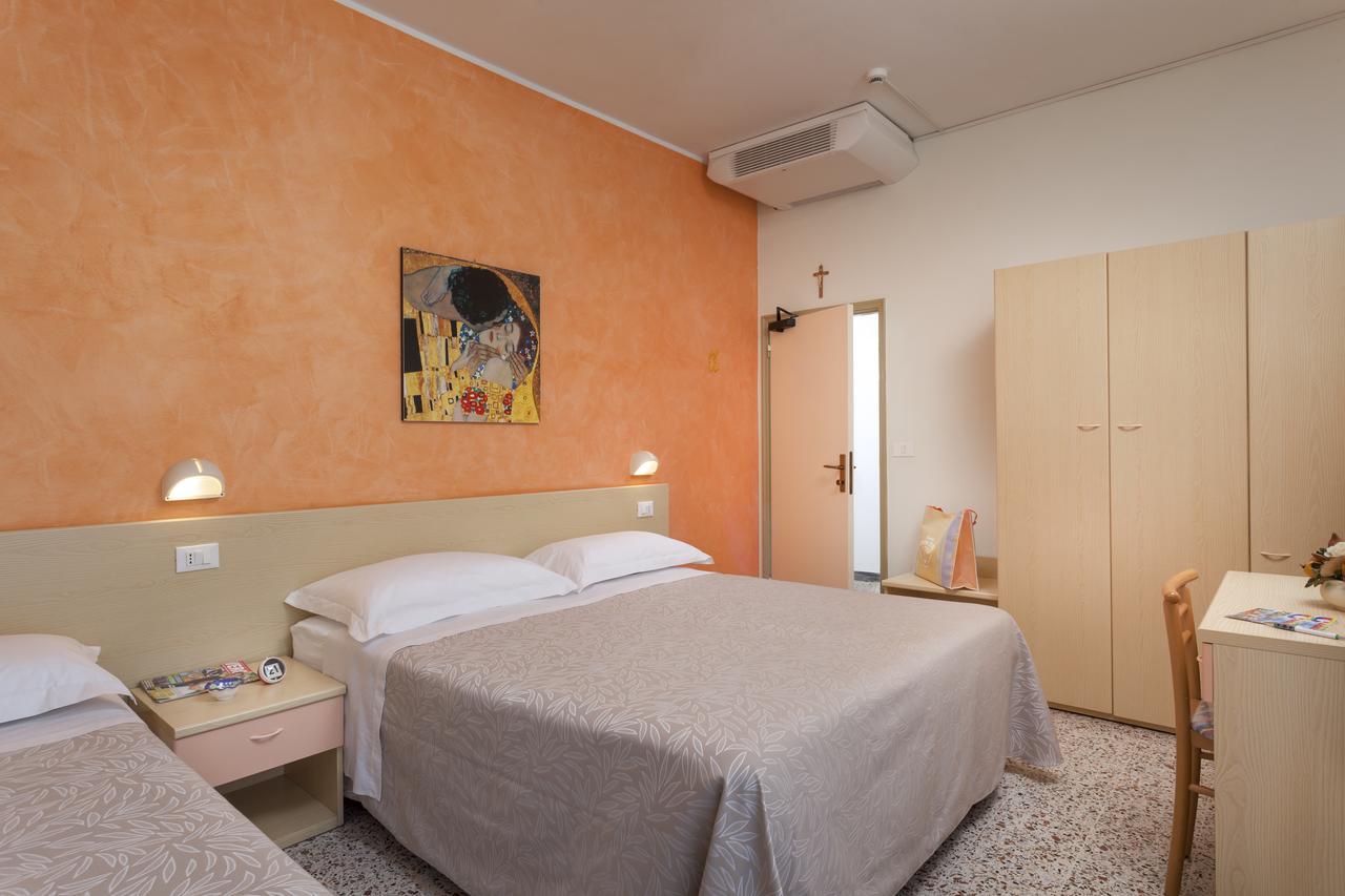 Hotel Alfa Tao Riccione Luaran gambar