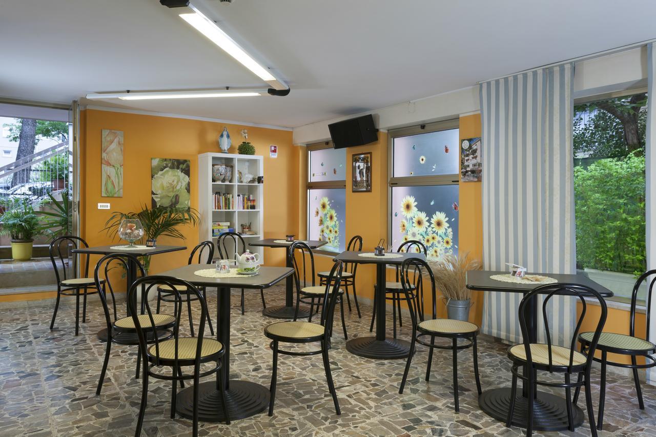 Hotel Alfa Tao Riccione Luaran gambar