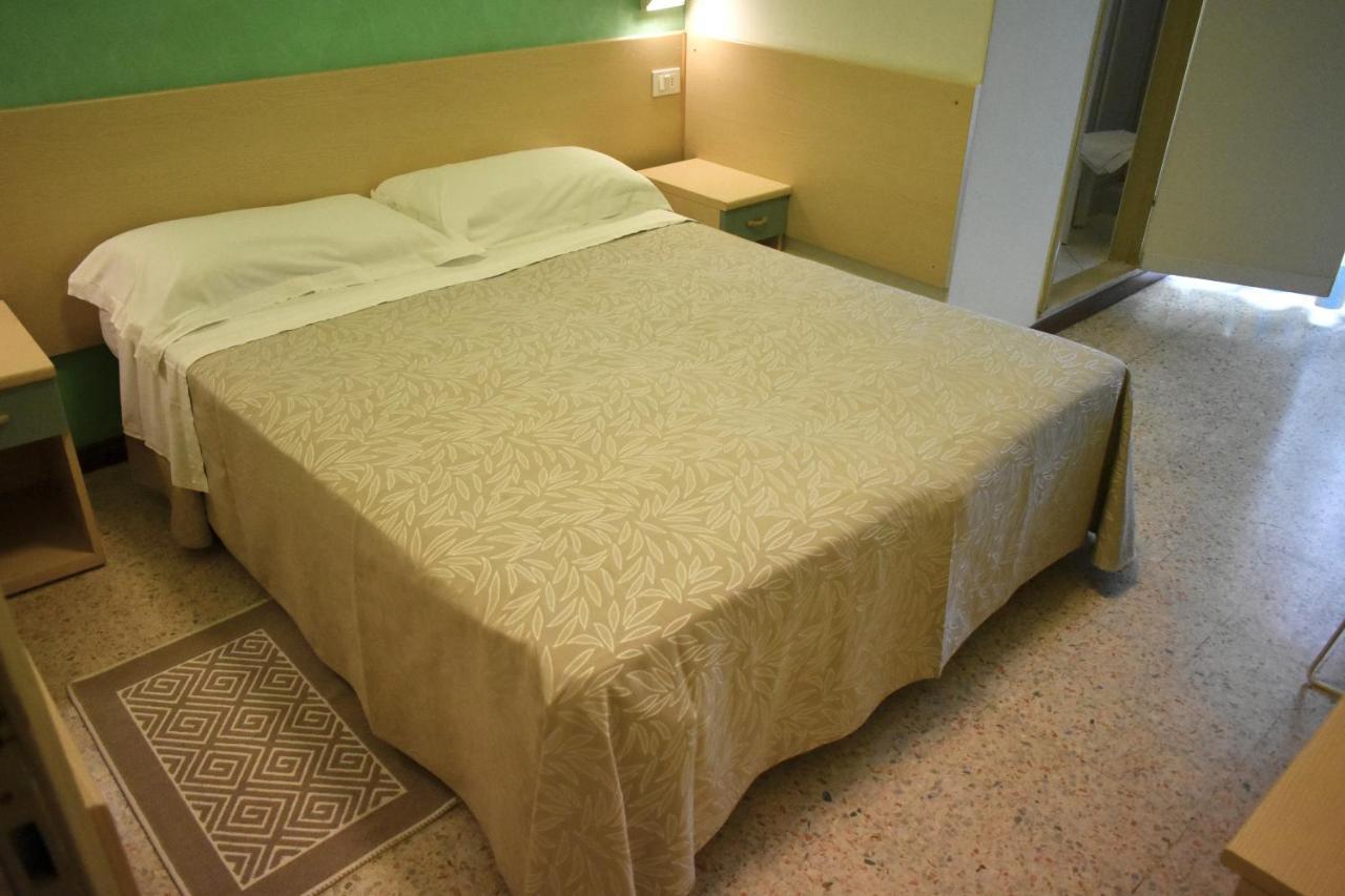 Hotel Alfa Tao Riccione Luaran gambar
