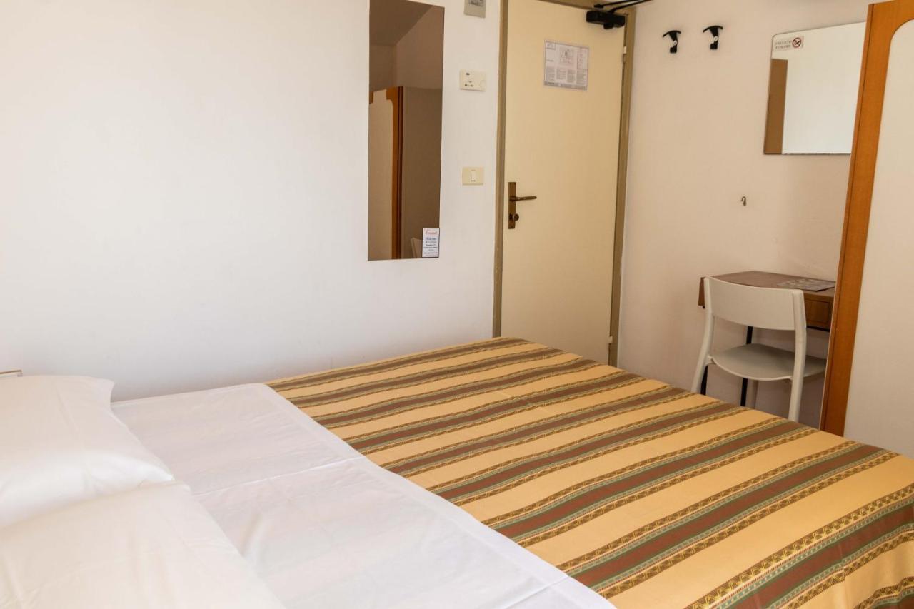 Hotel Alfa Tao Riccione Luaran gambar