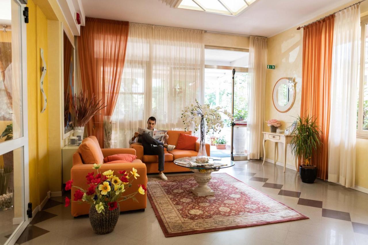 Hotel Alfa Tao Riccione Luaran gambar